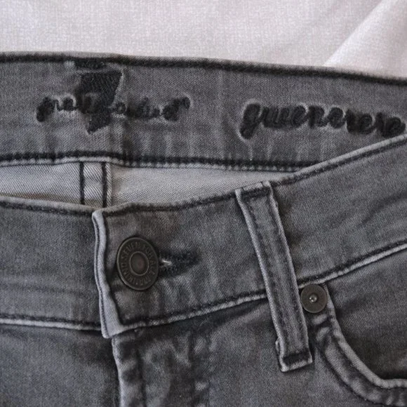 7 For All Mankind Skinny Jean - Size 26 - Picture 6 of 9